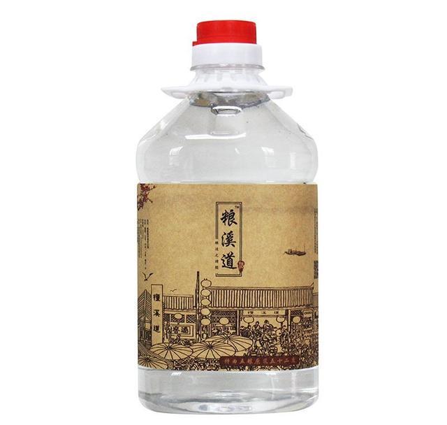 竹海酒和粮溪道哪酒个好喝？