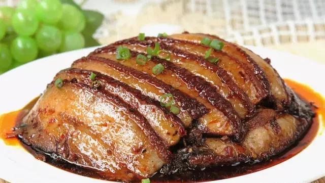 你家年夜饭几点吃？