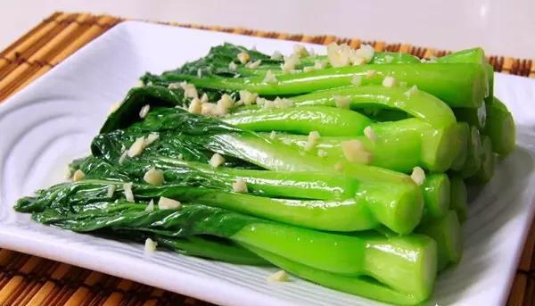 你家年夜饭几点吃？