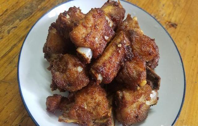椒盐排骨做法是什么？