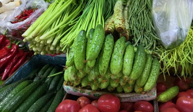 平时买菜，去市场你们最喜欢买哪种青菜吃？有什么心得吗？