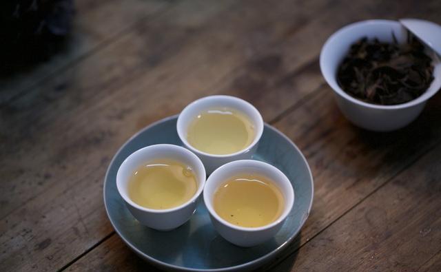 茶叶怎么分辨好茶坏茶？