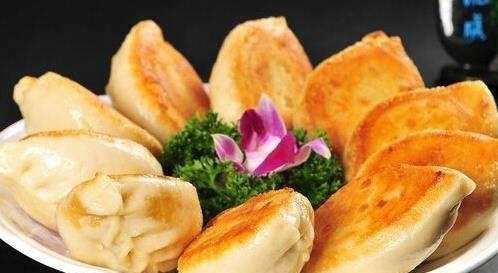 生煎包和水煎包是一样的吗？