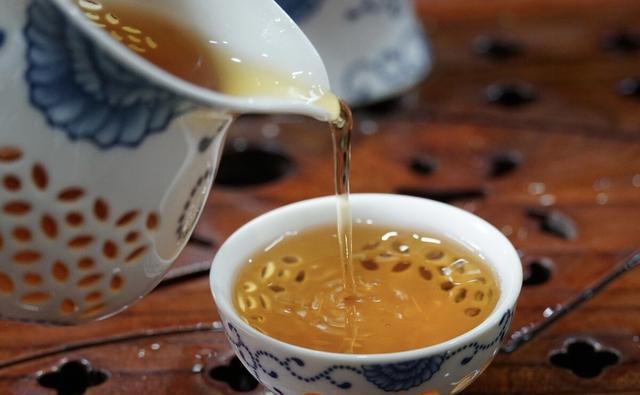 喝茶到底是能防癌还是致癌？