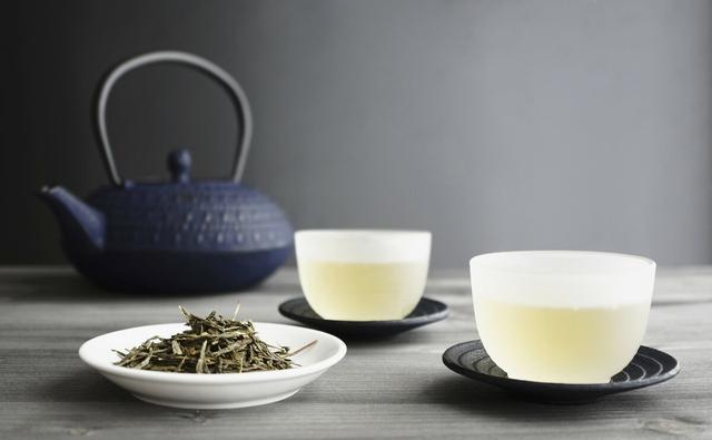 肠胃不好，平时该怎么喝茶？绿茶不能喝吗？