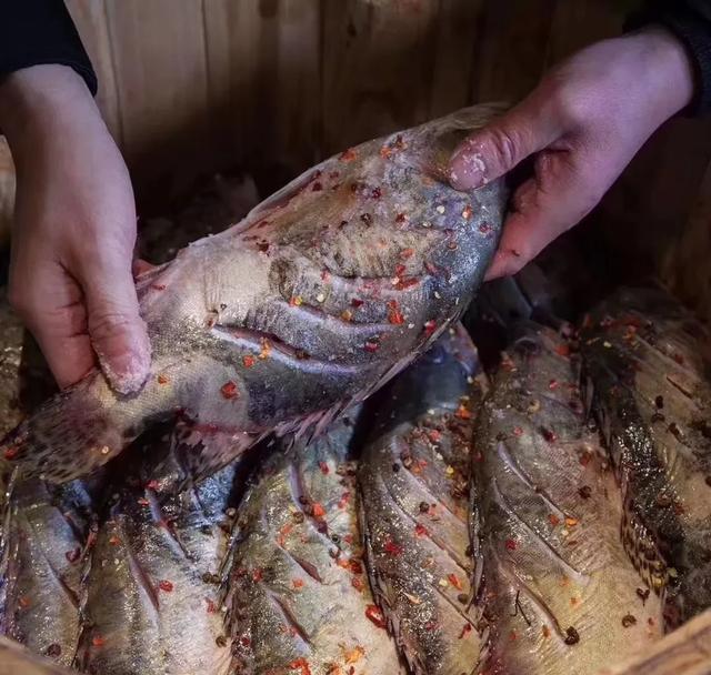 安徽臭鳜鱼是怎么做出来的？