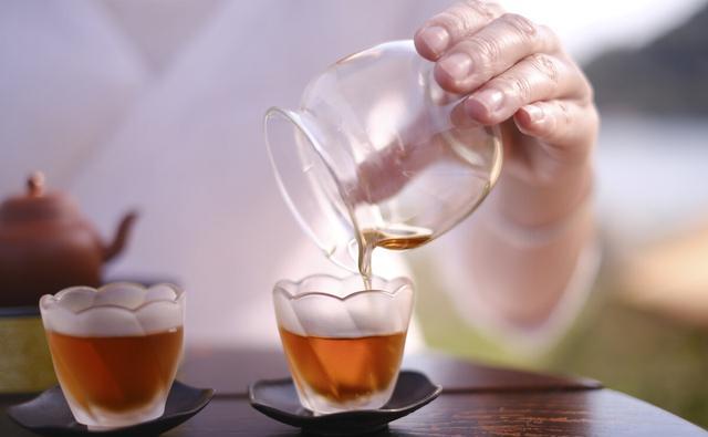 天天喝茶对身体有害吗？