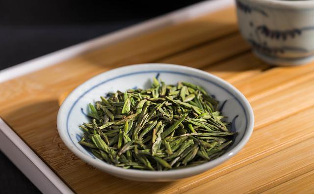 绿茶有哪几种，怎么区分好的绿茶以及新茶？