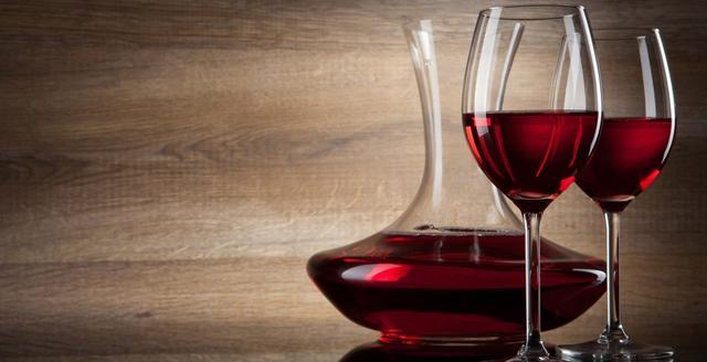 红酒的保质期是十年，那么超过十年的红酒还能饮用吗？