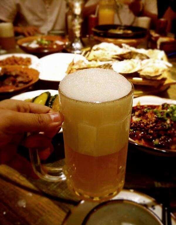 在重庆喝啤酒喝不起啊，怎么这么贵？